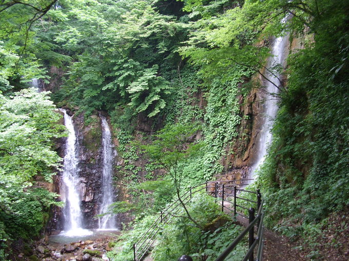 常虹の滝