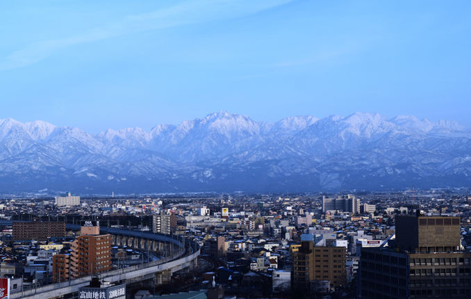 立山連峰(1月)