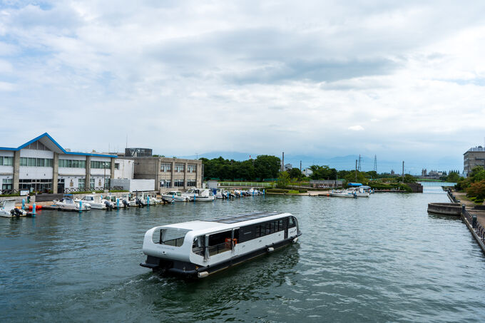 富岩水上ライン/岩瀬