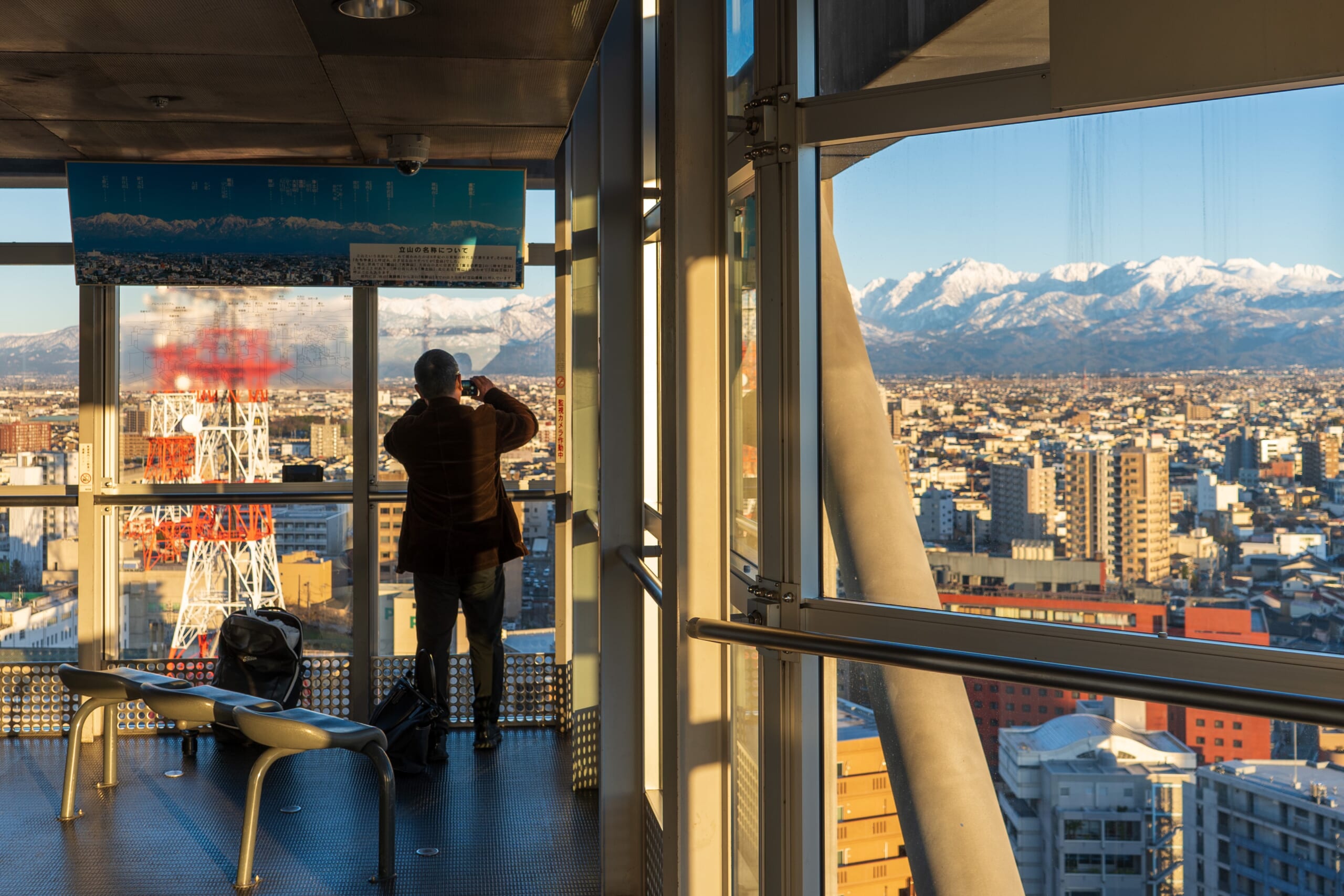 富山市役所展望塔