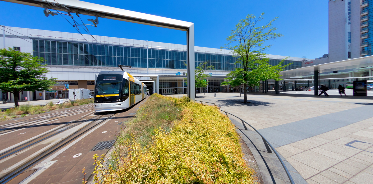 富山駅