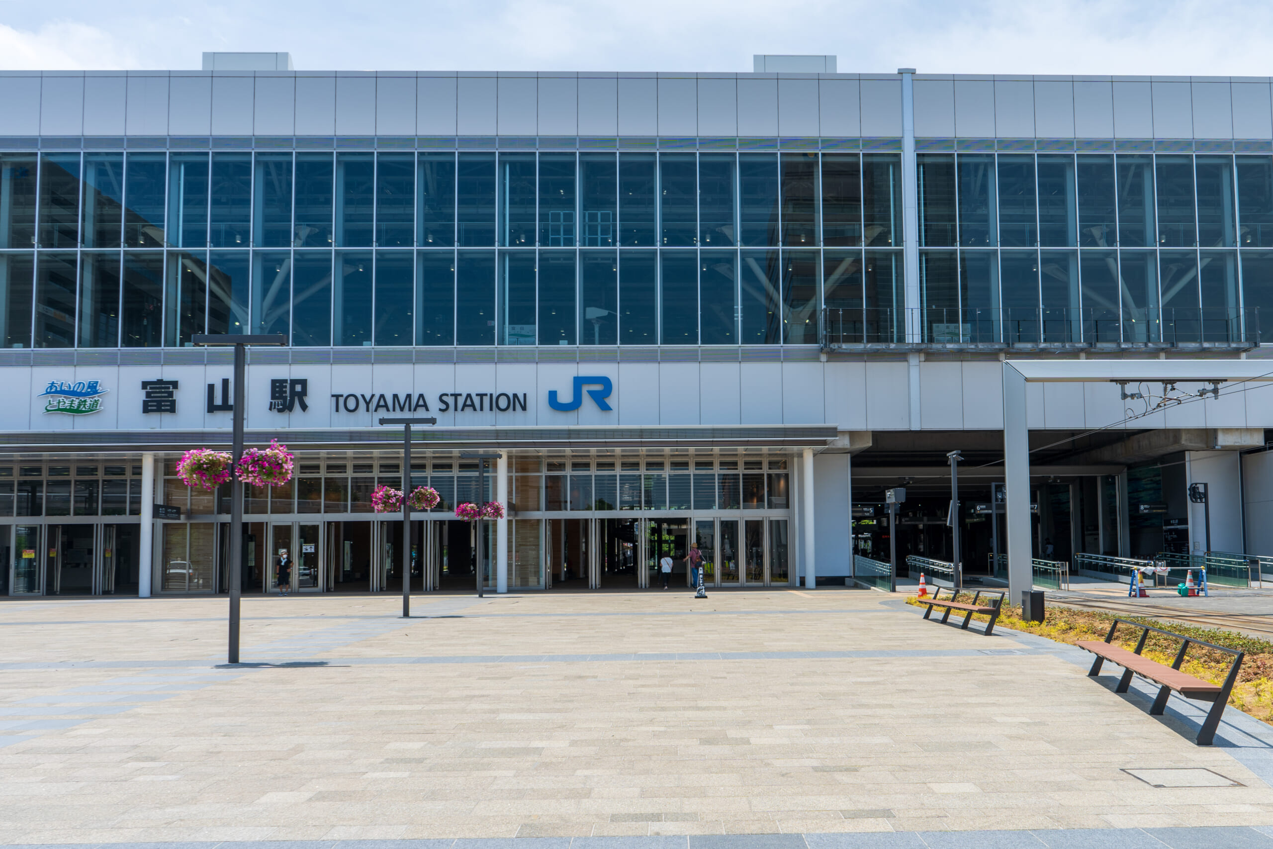 富山駅