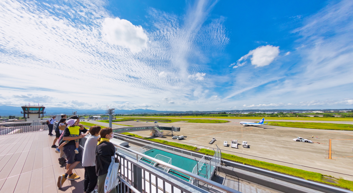 富山空港 展望デッキ